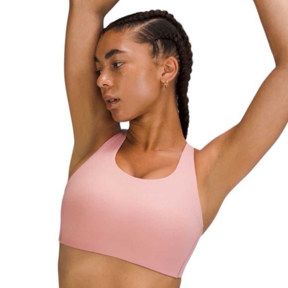 Lululemon Energy Bra *High Support in Pink Puff bra size 38 DD
